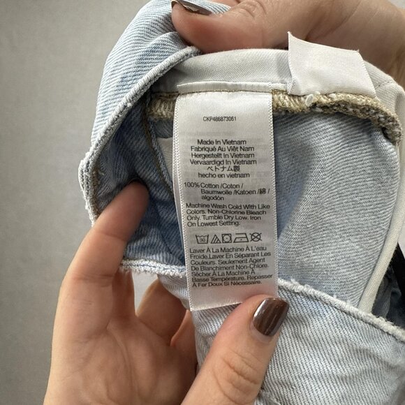 Madewell Shorts Womens 33 The '90s Jean Short Distressed Raw Hem Denim DM7938 - Picture 5 of 12